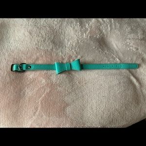 Leather teal bow tie dog collar